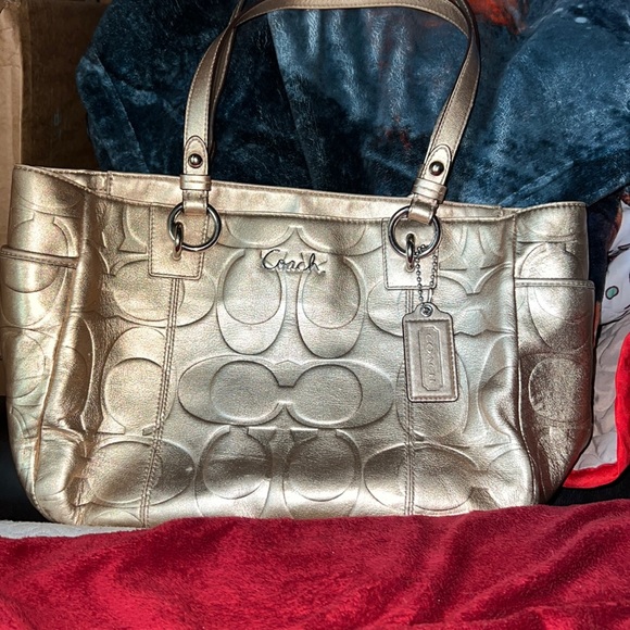 Coach Handbags - Coach purse